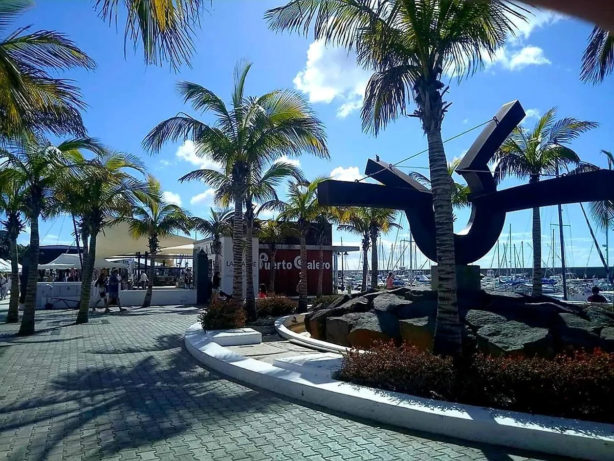 Velero Babu Hotel Puerto Calero Botel